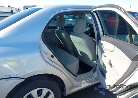 2013 Toyota Corolla L из США, поврежденный, VIN 2T1BU4EE1DC116103